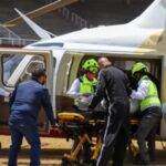 Trasladan a niño lesionado en ambulancia aérea