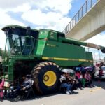 En Zacatecas, productores protestan por suspensión de obra carretera