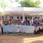 Plantan árboles por el Día Nacional del Árbol y el Día Internacional del Niño en Laos