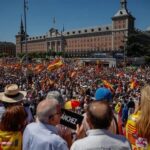 Decenas de miles protestan exigiendo la dimisión del Presidente de España