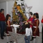 Festejan María de Villarreal y Américo a los niños de Casa Hogar en Victoria por fiestas decembrinas